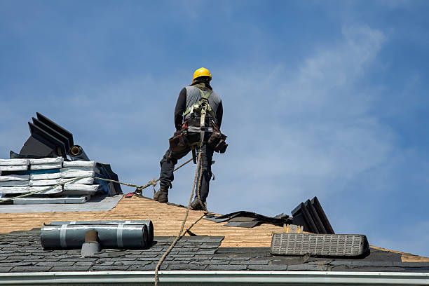 Professional Gutter Installation technician working in Gordon, GA